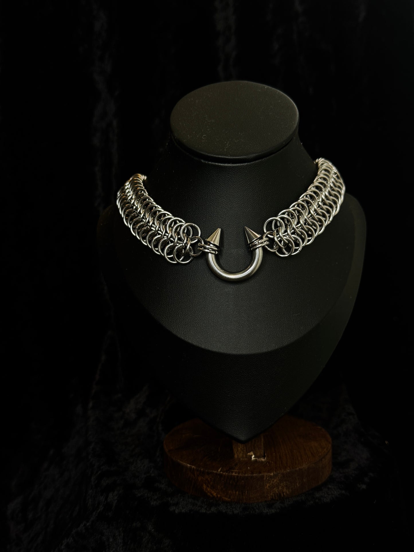 Reversible septum necklace