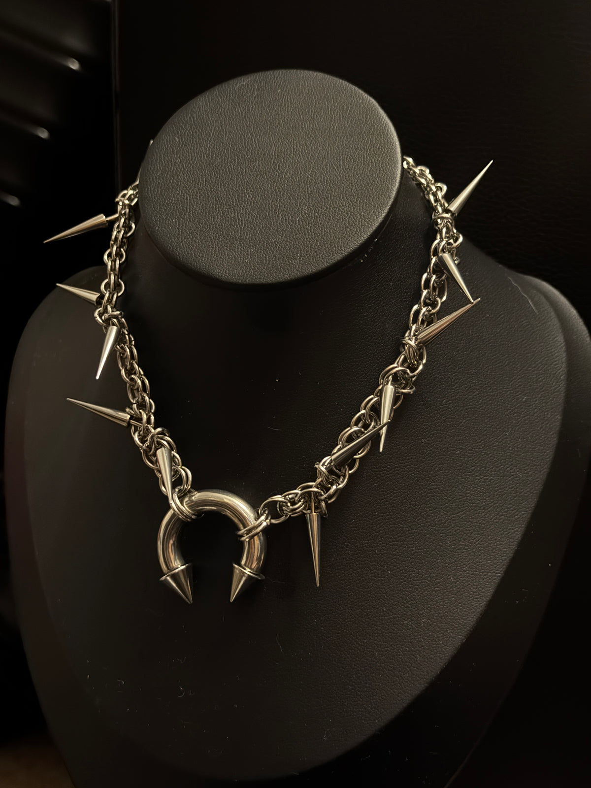 Pierced chunky septum necklace