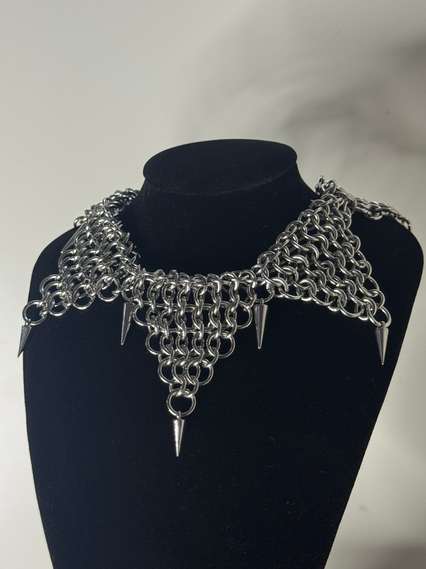 Spiked jester collar