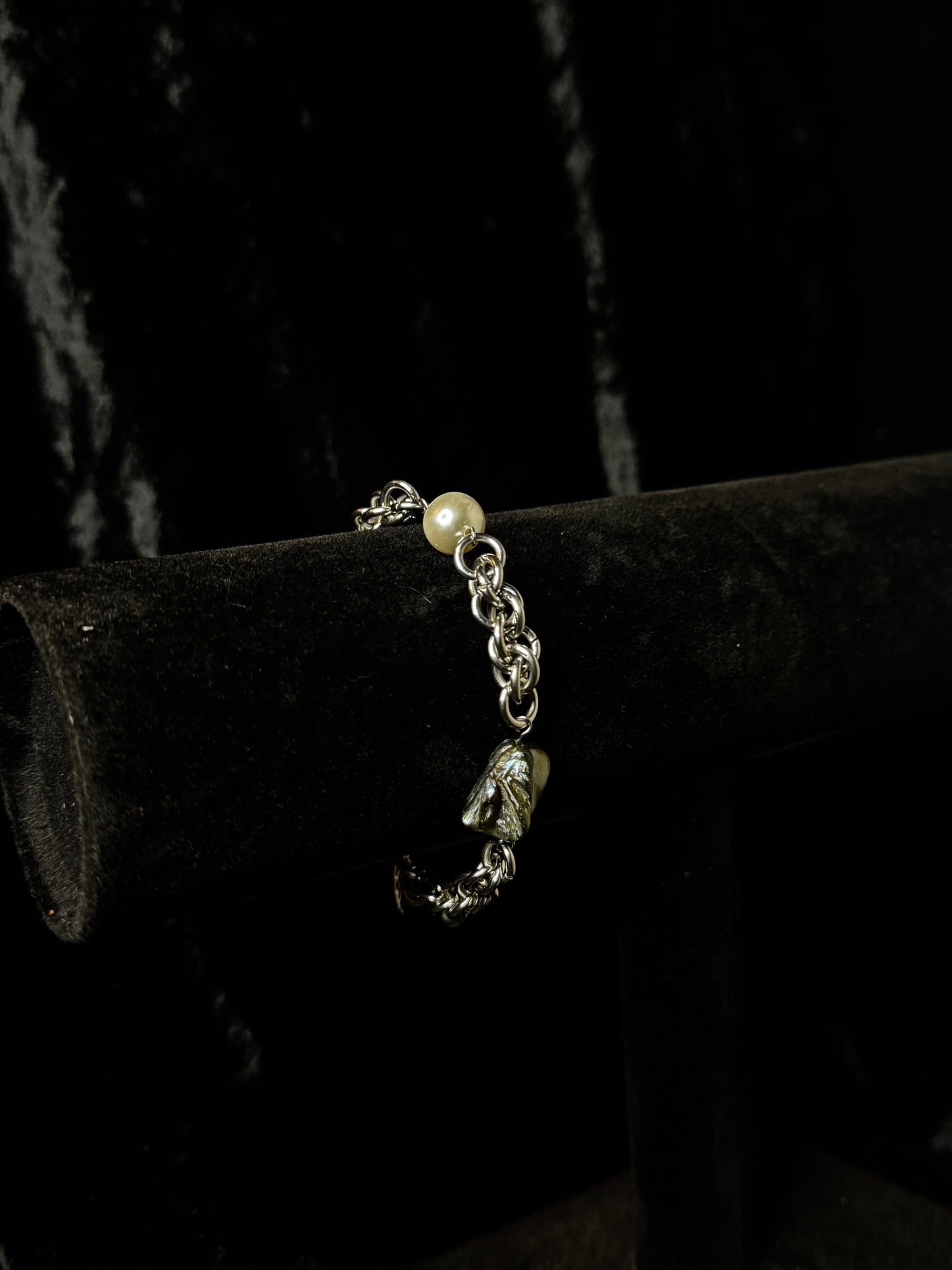 Mother of pearl bracelet