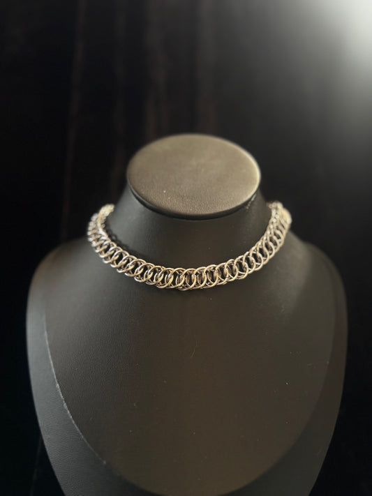 basic Persian choker