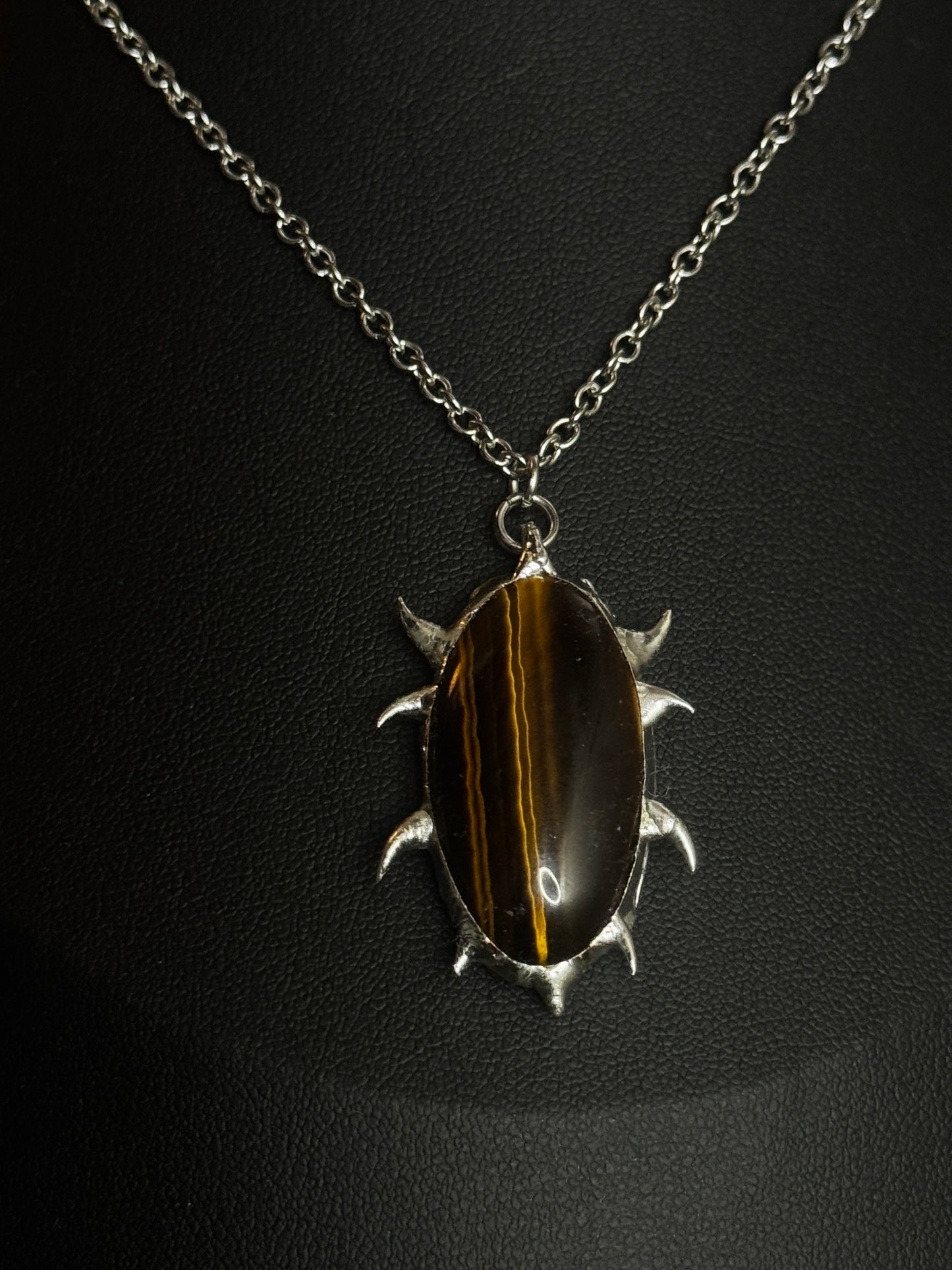 Tigers eye soldered pendant necklace